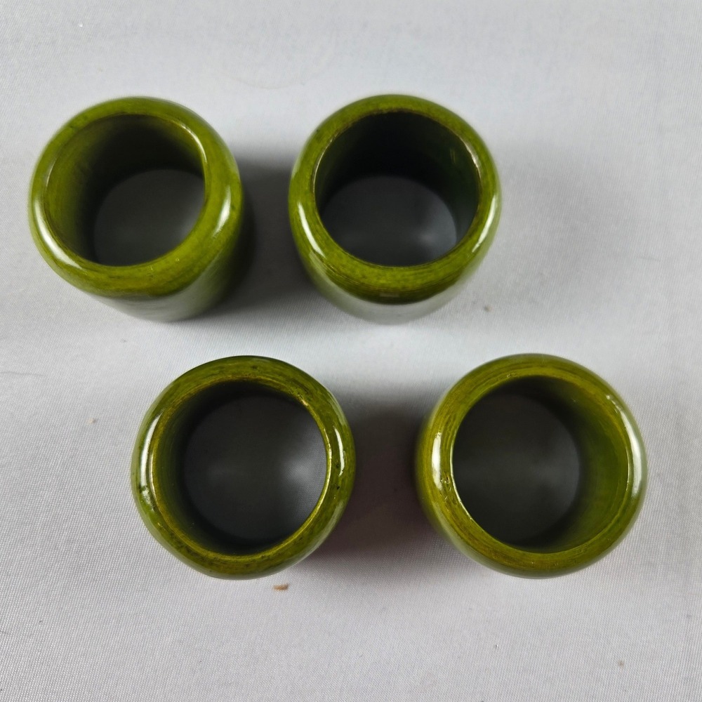 Vintage Set of 4 Olive Green Wooden Napkin Rings Mid Century Modern MCM - Picture 2 of 6